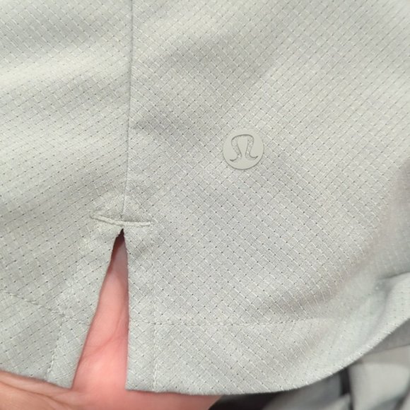 Lululemon WovenAir Popover Shirt Silver Blue - Picture 8 of 11